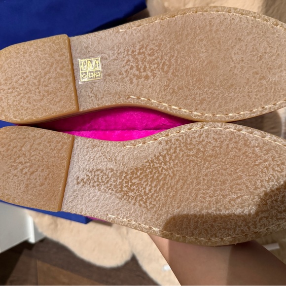 Stuart Weitzman Pink loafer. Size 38.5. - Picture 6 of 8